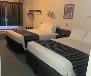 Photo 4 - Rails Inn