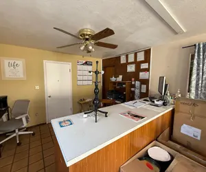 Photo 3 - Columbia Inn Motel CA 49