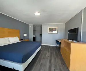 Photo 4 - Budget Inn Port Lavaca