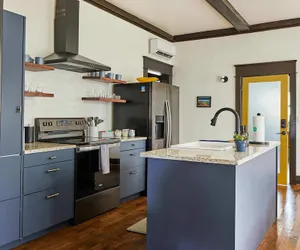 Photo 2 - Apt1 Charles - Step-free Accessible Dog-friendly