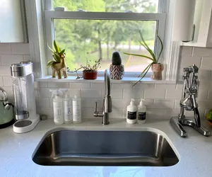 Photo 3 - Blue Door Walk to Avondale Dog-friendly w Yard