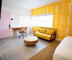 Photo 4 - Standard Room, 1 Queen Bed With Sofa Bed, Kitchenette