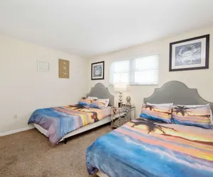 Photo 3 - 445 Clearwater Hamden