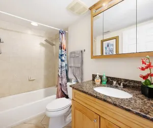 Photo 2 - 445 Clearwater Hamden