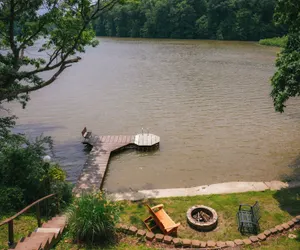 Photo 2 - Lakefront Hot tub Amazing Views 35 min to Indy