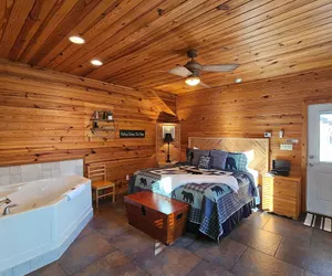 Photo 5 - Honey Bear Haven Suite 2