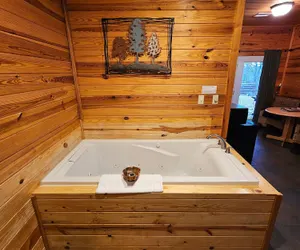 Photo 4 - Honey Bear Haven Suite 1