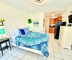 Photo 5 - Hollywood Boardwalk Studio Fully Equipped Kitchen