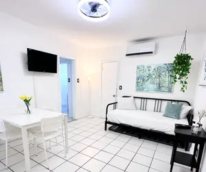 Photo 3 - Southwinds Inn 7 for 4 Guests Close to the Beach