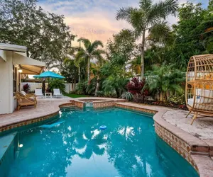 Photo 4 - Tropical Getaway Heated Pool Patio Retreat