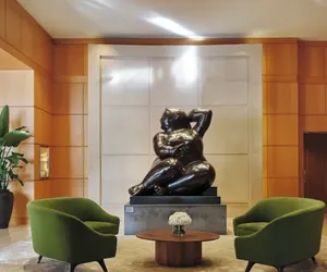 Photo 2 - Four Seasons 1br Suite