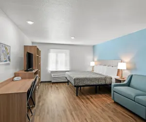 Photo 5 - WoodSpring Suites Palm Springs – West Palm Beach