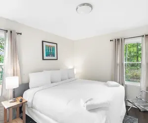 Photo 2 - 12th Ave The Bricks - Unit 5