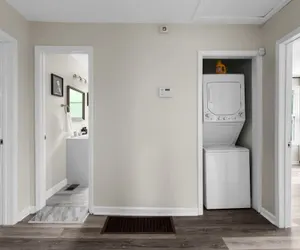 Photo 4 - Dugan Ave Dugout - Unit A