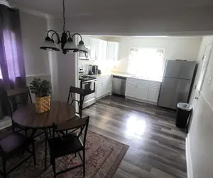 Photo 3 - 83rd Street Comfy Cottage