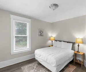 Photo 4 - 29th Street Ensley Heights Hideaway 1