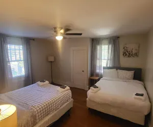 Photo 4 - 52nd Ensley Chic