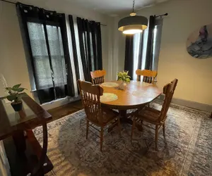 Photo 3 - 4th Ave East Lake Stunner