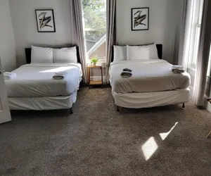 Photo 4 - Avenue South Serene