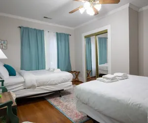 Photo 5 - Arlington Crescent Revival - Unit 1