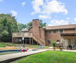 Photo 2 - Miami Family Friendly in Forestdale