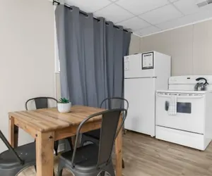 Photo 3 - Miami Family Friendly in Forestdale