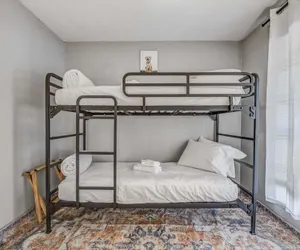 Photo 5 - Yale Gather Hideaway