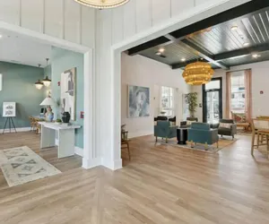 Photo 3 - Luxurious Apartments - Pool Gym Bikes