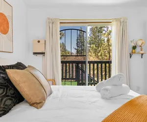Photo 4 - Tranquil Trails Luxury Retreat