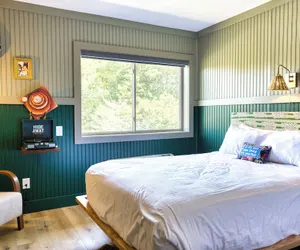 Photo 5 - Hideaway Inn Mt.Sunapee