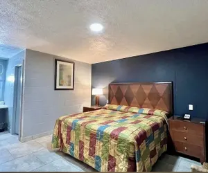 Photo 3 - Arrowhead Motel