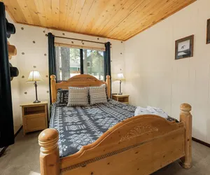 Photo 4 - Bear Woods 3BR Retreat