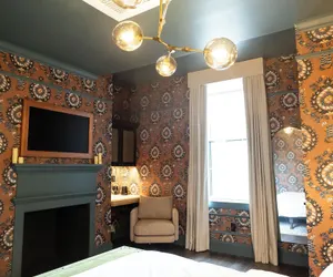 Photo 4 - The Gas Lamp Hotel