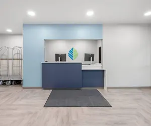 Photo 4 - WoodSpring Suites Medford near I-5