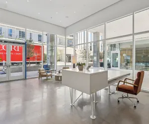 Photo 3 - Placemakr Downtown Phoenix