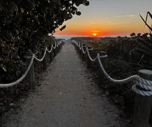 Photo 2 - Surfside Suites