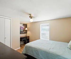 Photo 4 - Desert Haven Cozy 2-Bedroom Mobile Home Near NMSU 2 Home