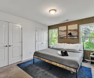 Photo 5 - King 3BR Townhouse Mins to Cary NC State