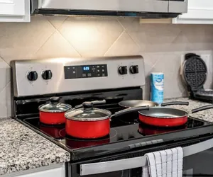 Photo 4 - Sleeps 12 Private BRs Wifi Kitchen