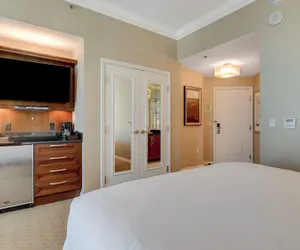 Photo 5 - Eclipse Studio at Signature Hotel