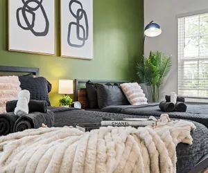 Photo 5 - Luxe 3BR Townhouse to Uptown Charlotte