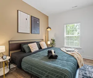 Photo 4 - Luxe 3BR Townhouse to Uptown Charlotte