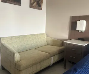 Photo 4 - Gardenview