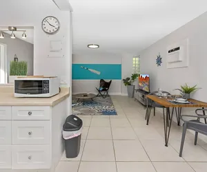 Photo 4 - Ocean Breeze Home in Hollywood