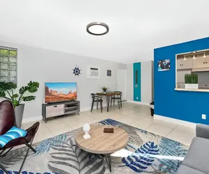 Photo 3 - Ocean Breeze Home in Hollywood