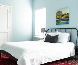 Photo 5 - Clean & Serene House + Studio - Easy On/off I-40
