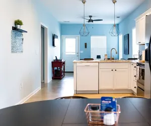 Photo 4 - Clean & Serene House + Studio - Easy On/off I-40