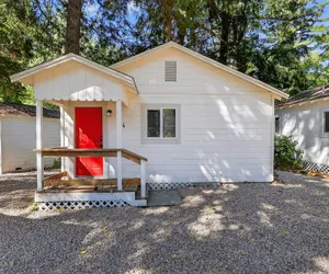 Photo 2 - Rouge Cobb Mountain Hotel - Cabin 4