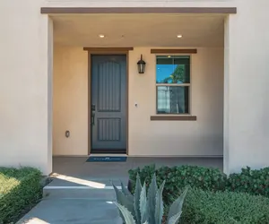 Photo 5 - Designer 3BR El Monte Retreat Near Dtla Pasadena
