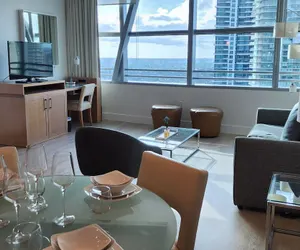 Photo 3 - AKA Brickell City Views by Palermo Home